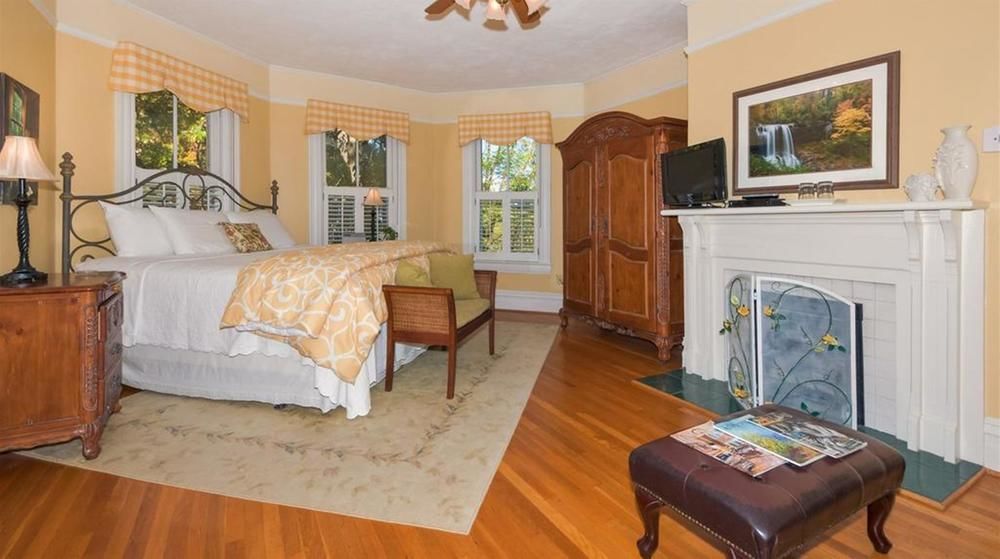 Oak Hill On Love Lane Bed And Breakfast Inn Waynesville Extérieur photo
