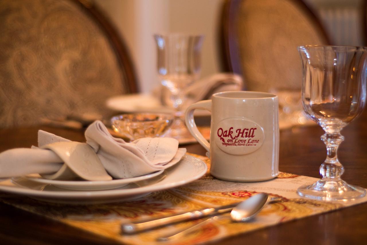 Oak Hill On Love Lane Bed And Breakfast Inn Waynesville Extérieur photo
