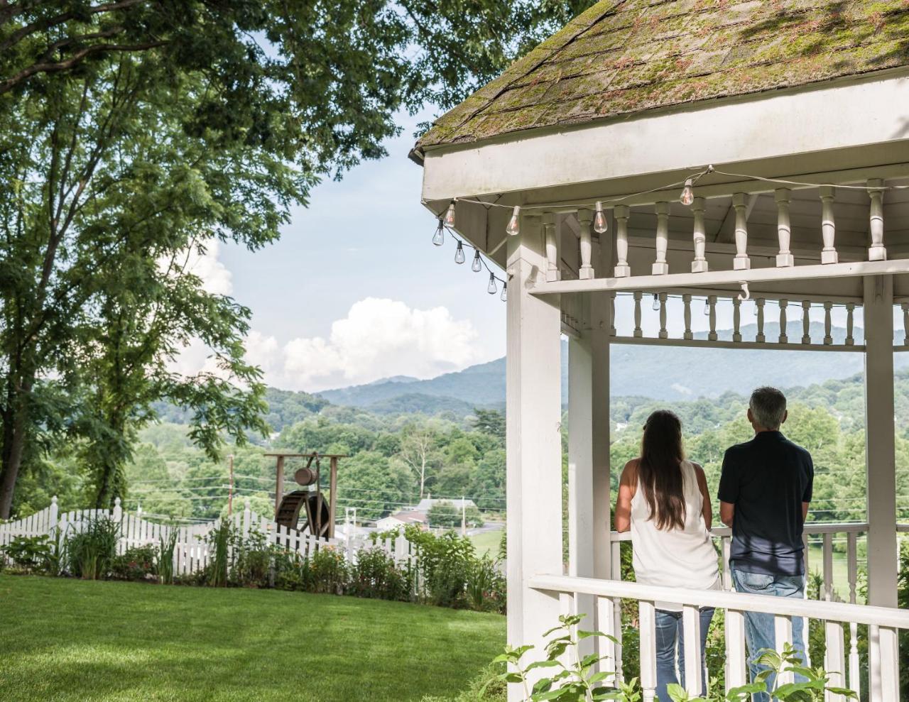 Oak Hill On Love Lane Bed And Breakfast Inn Waynesville Extérieur photo